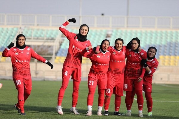 فصل جدید لیگ برتر فوتبال؛ از طلسم «دربی» تا چالشهای نقلوانتقالاتی