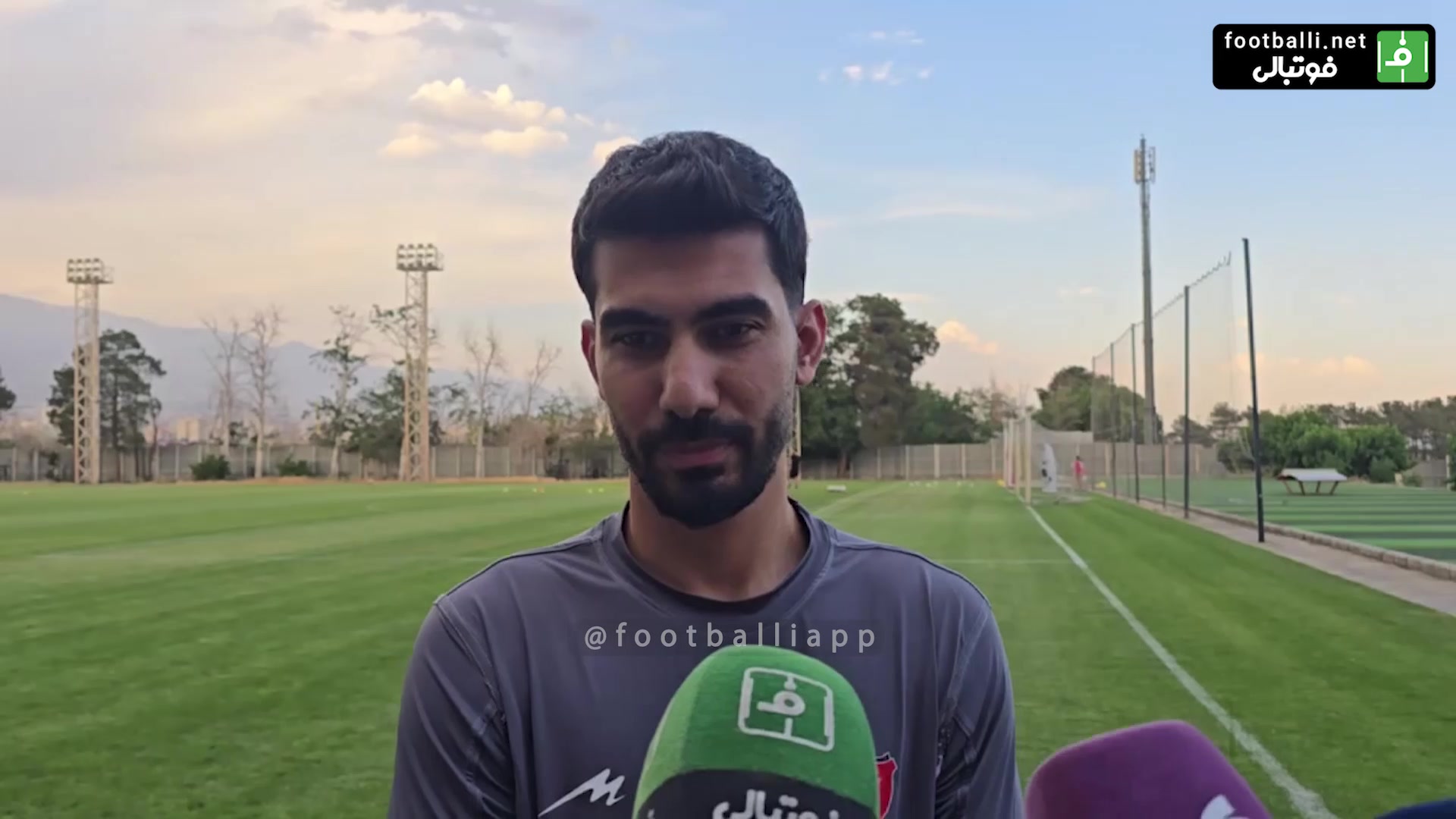 کنایه رضا شکاری به استقلالی ها؛ هیچ وقت گدایی سهمیه نکردیم