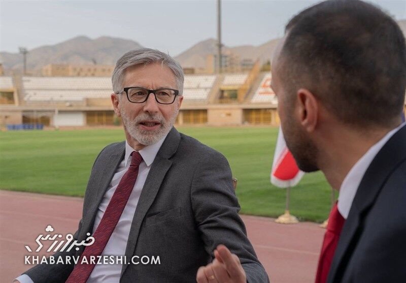 دیدار علی تاجرنیا، سرپرست استقلال، با سفیر فرانسه در تهران