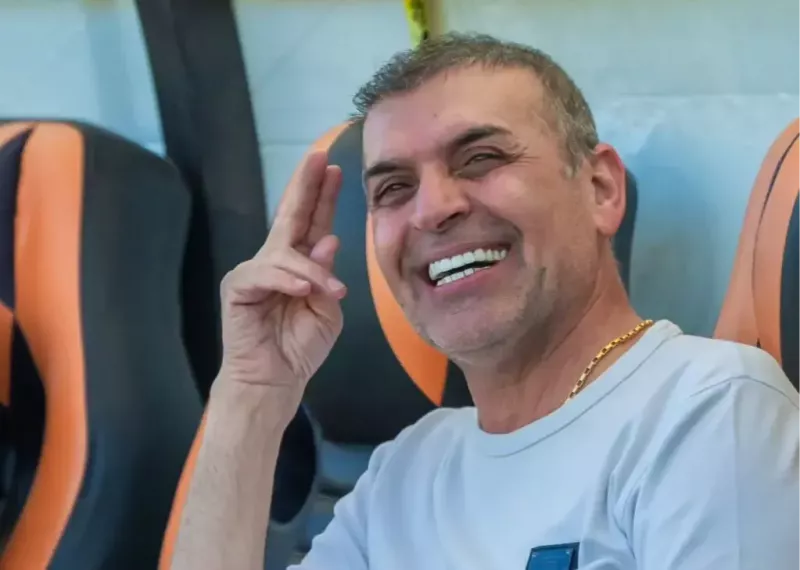 رسمی: ویسی در نقش جدید ظاهر شد