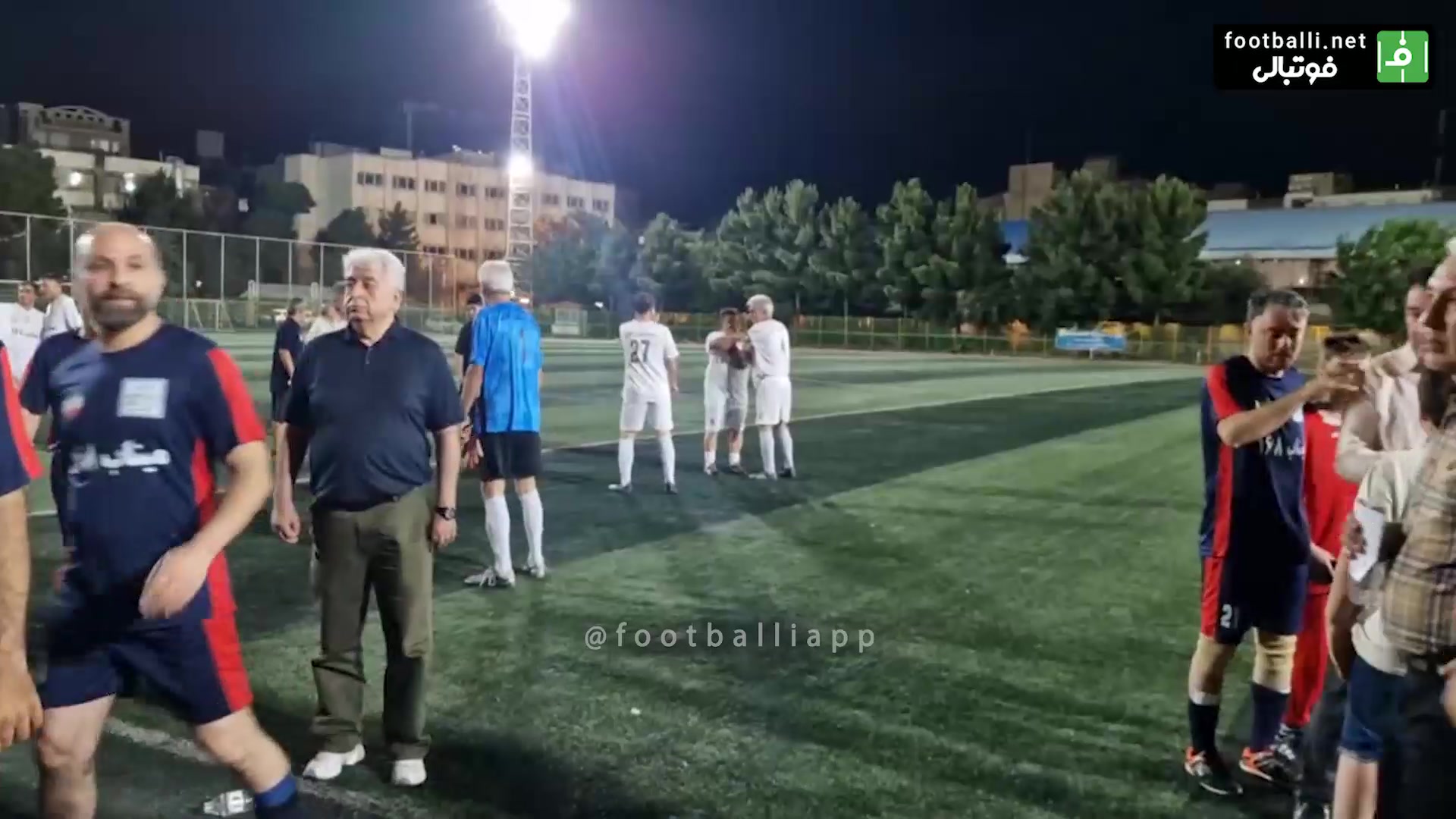 بازی دوستانه برای یاد بود دانش آموزان شهدای میناب