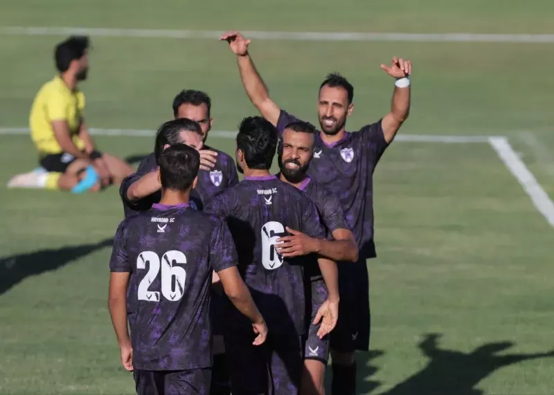 بمب آبی‌ها بالاخره پرسپولیسی می‌شود