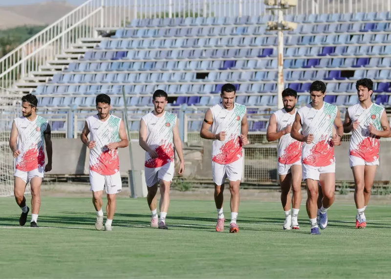 دو ستاره کلیدی در تمرینات تراکتور (عکس)