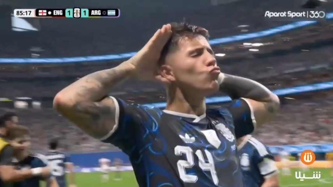 کار انزو زدن گل در دقایق پایانی! انگلیس ۱-[۱] آرژانتین ⚽️ انزو فرناندز ⏱️ دقیقه ۸۵