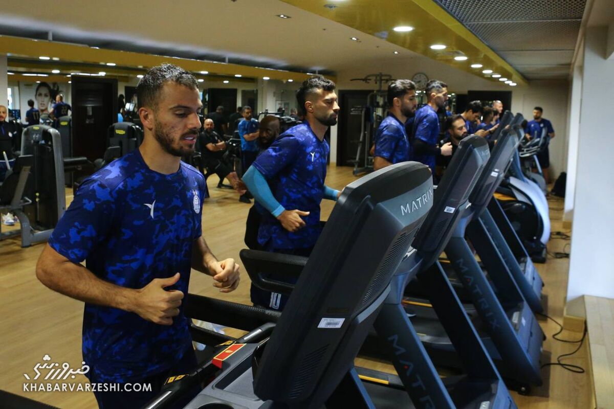 پس از ۲۰ سال رخ میدهد؛ انتقال مستقیم از استقلال به پرسپولیس