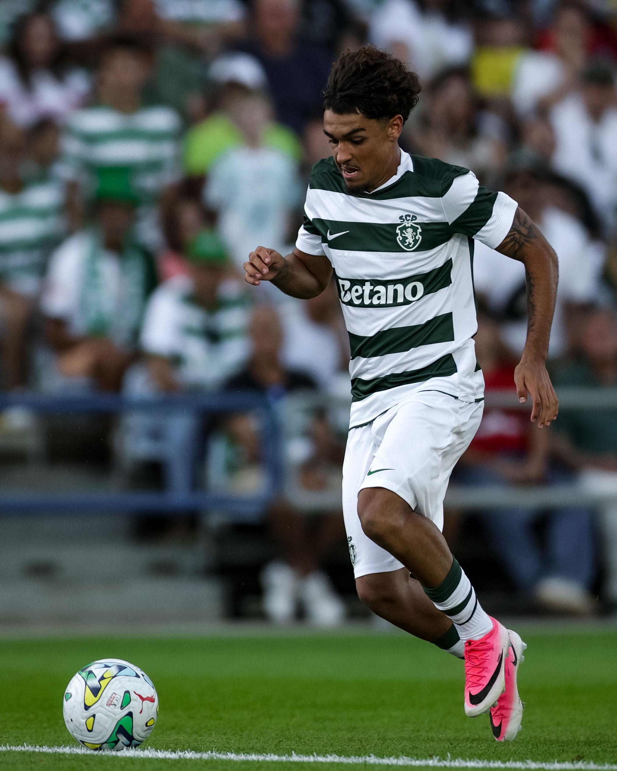 Gabriel Silva (19 years old) - Sporting - He was in the first team
