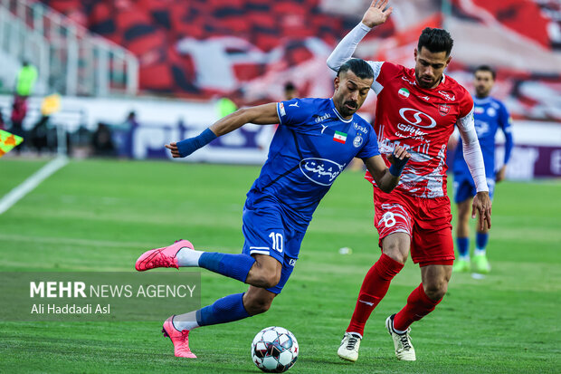 نقل و انتقالات لیگ بیست و ششم؛ نگاهی به خریدهای جدید استقلال و پرسپولیس/ کدام بازیکنان جدا شدند؟