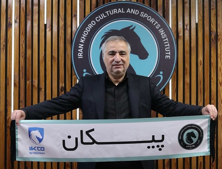 نقلوانتقالات لیگ بیستوششم؛ انتخاب ناگهانی ساکت الهامی به عنوان سرمربی تیم فوتبال پیکان
