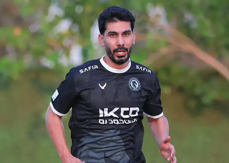 ستاره پرسپولیس در تیم جدید نیمکتنشین شد!