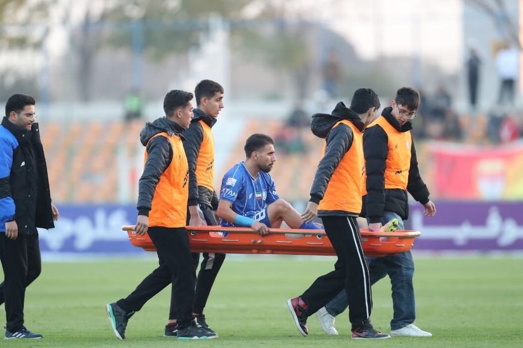 هافبک استقلال و 3 مصدومیت عجیب؛ فولاد از جان احمدی چه می‌خواهد؟