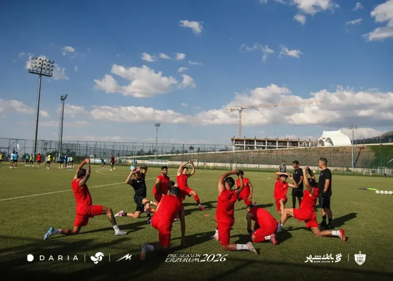 گزارش زنده: پرسپولیس صفر - پیرامیدز صفر