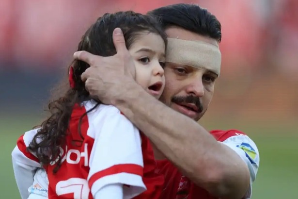 تماس پرسپولیس با سروش رفیعی؛ باید به ایران برگردی!