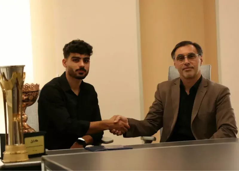 مدافع سابق پرسپولیس، خرید جدید شمسآذر