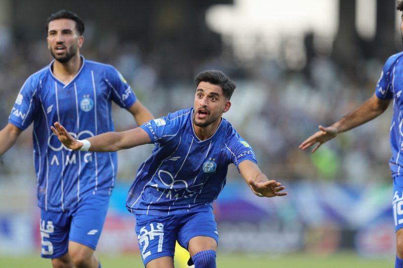 پست کنایهآمیز یک استقلالی شاید علیه جلالی!