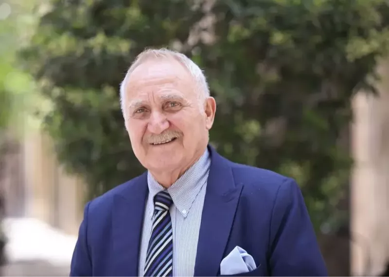 کلانی: چشم 90 میلیون نفر به تیم ملی است