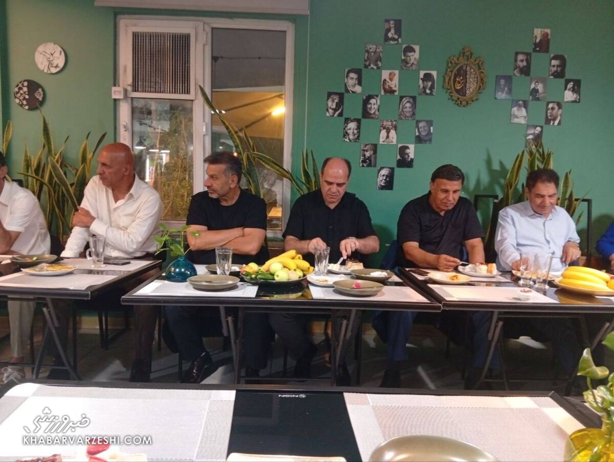 جشن ستاره دوم استقلال؛ قهرمانان آسیا دوباره کنار هم جمع شدند +تصاویر