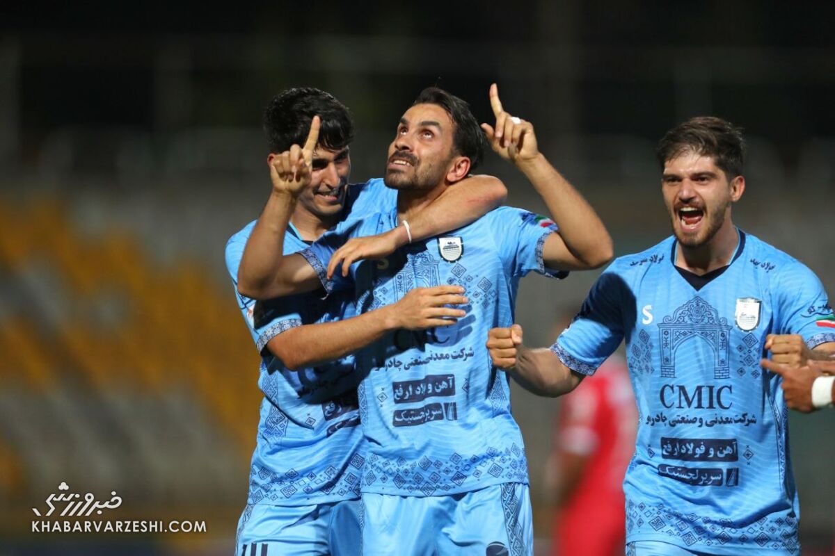 پرسپولیس ۱ - چادرملو ۲/ شکست تلخ سرخها در پلی آف انتخابی آسیا