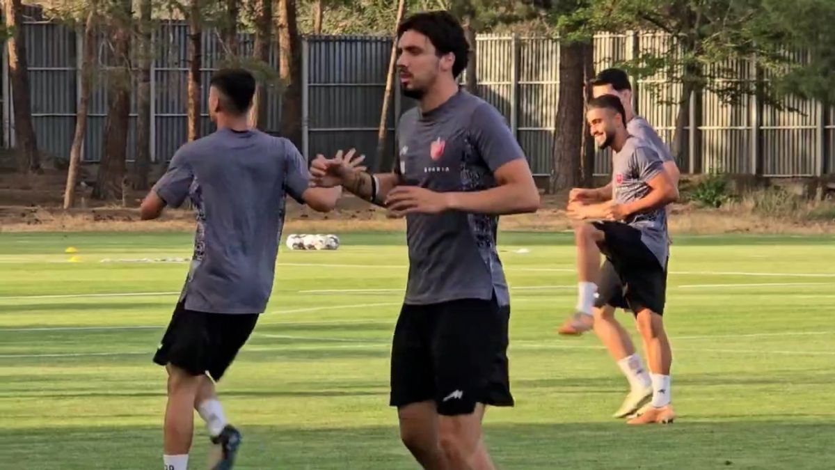 باکیچ، عالیشاه و دنیل گرا چهره های مهم تمرین امروز پرسپولیس