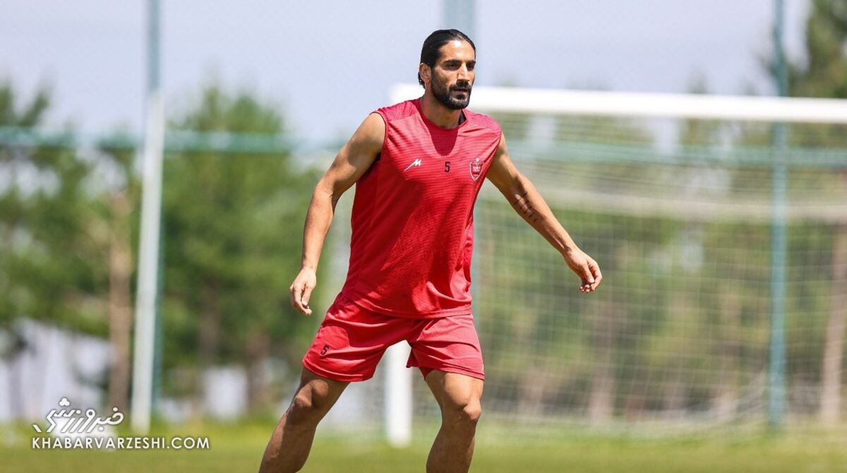 سپاهان دستبردار مدافع پرسپولیس نیست