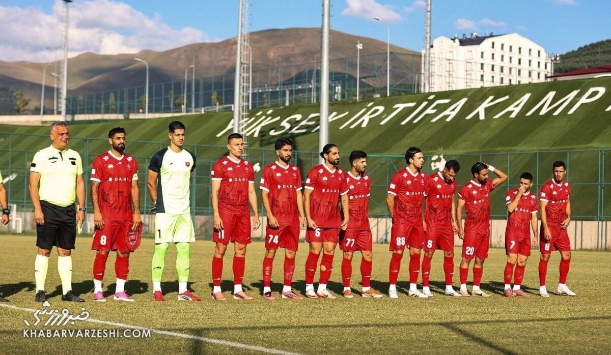 تازهواردها هر شب کتاب افتخارات پرسپولیس را دوره کنند