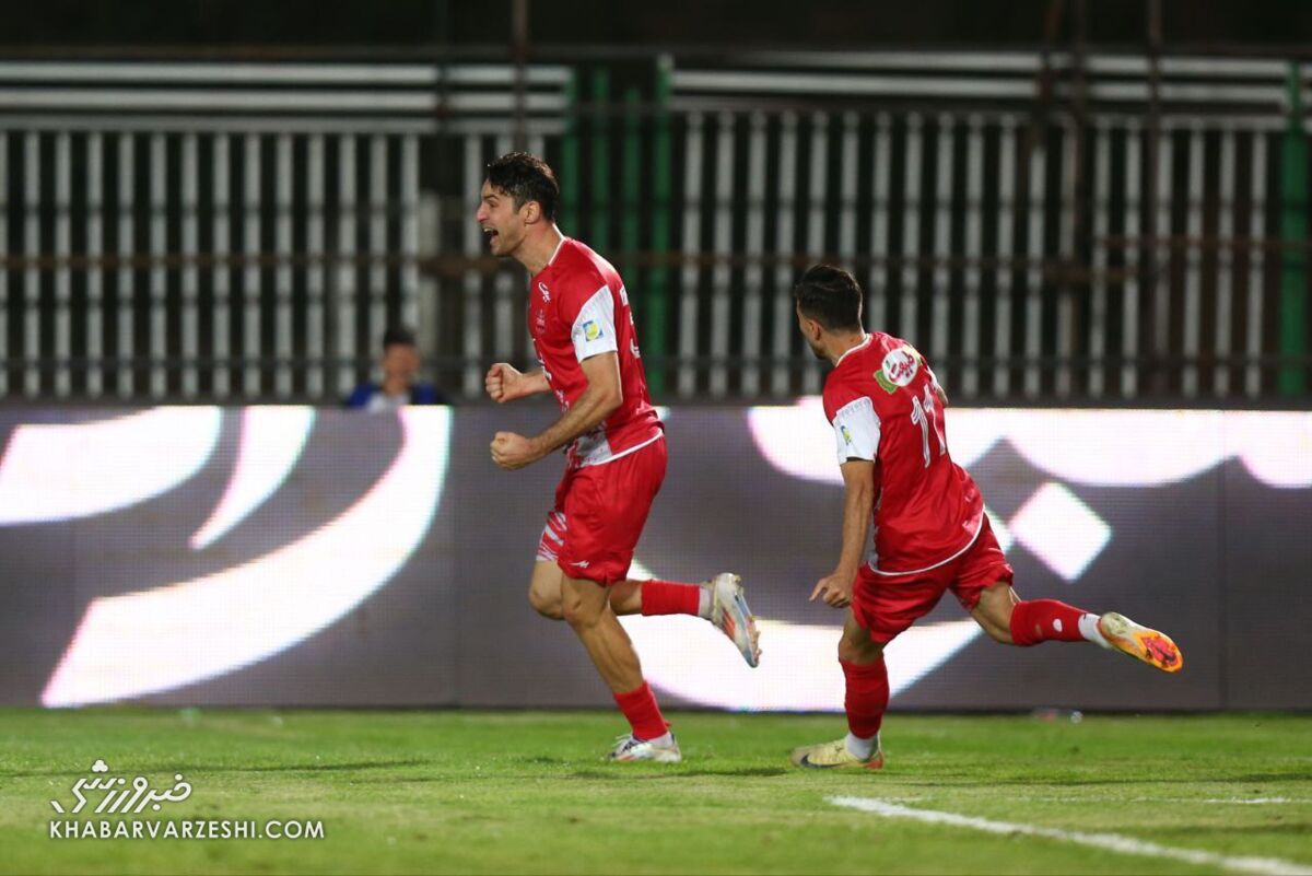شادی گل گیورگی گولسیانی در دیدار پرسپولیس - چادرملو