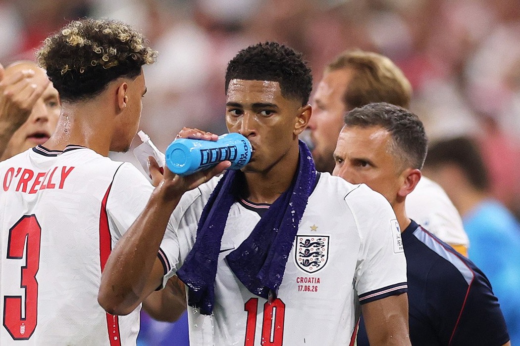 وقت استراحت آب‌خوری در یورو ۲۰۲۸ ممنوع شد