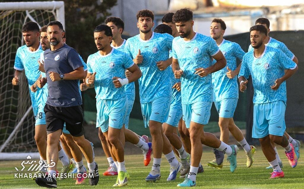 تهدید استقلال: تا وقتی با پرسپولیس برخورد نشود، به تیم ملی بازیکن نمیدهیم!