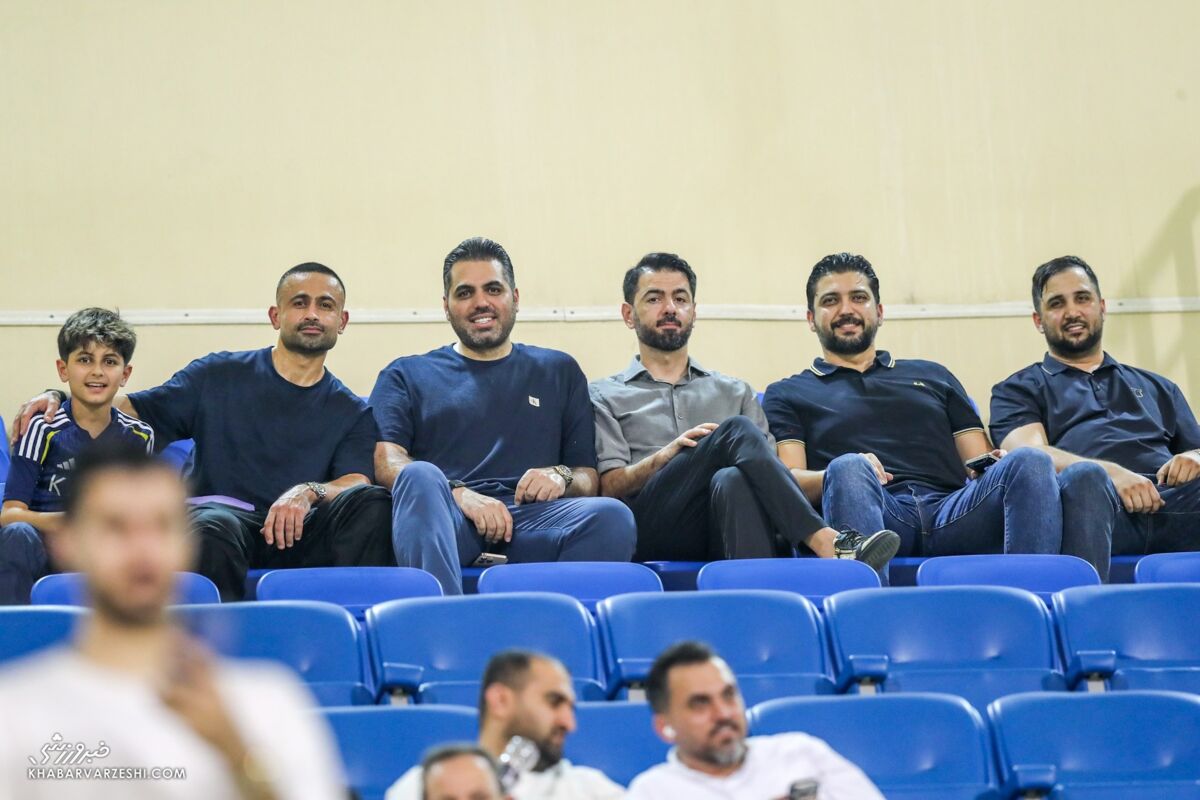 تماشاگران استقلالی