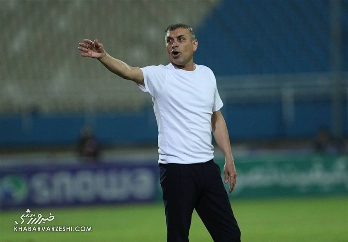 مربی پرسپولیس به ذوب آهن پیوست