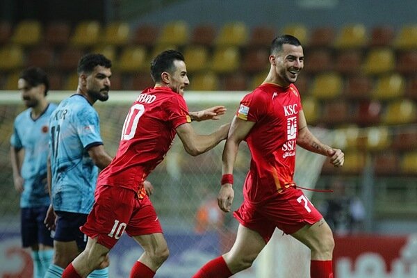 از اخراج بیرانوند تا برکناری دو سرمربی؛ پرسپولیس به یک قدمی صدر رسید