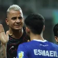 محبوبترین گلر ایران، سد راه استقلال