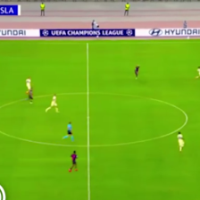 اشتباه و ناهماهنگی عجیب دفاع و دورازه‌بان اسلاویا پراگ صباح [2]-0 اسلاویا پراگ دقیقه 88
