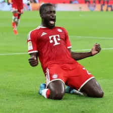 شروع عجیب بایرن با گلزنی یک مدافع!