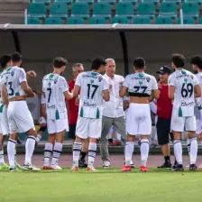 کمالوند مدعیان قهرمانی را به قتلگاه فراخواند!