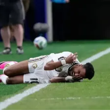 مرد سال آسیا از جام جهانی اخراج شد!