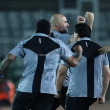سهراب: پنجره بسته به یکدلی استقلال کمک کرد