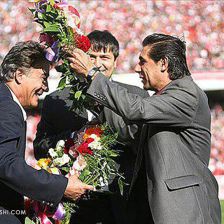 تونل زمان| سرمربی سرشناس پرسپولیس وارد تهران شد/ مطمئن باشید سرخپوشان را قهرمان لیگ برتر میکنم