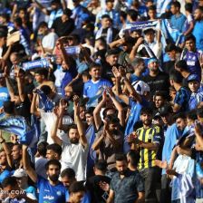 درگیری هواداران پرسپولیس و استقلال/ کری‌خوانی آتشین سرخابی‌ها قبل از دربی