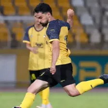 پر کردن جای خالی نورافکن با عباس!