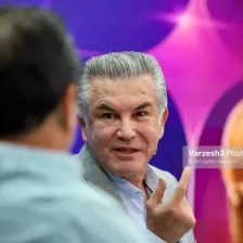 استیلی: قلعهنویی با محرم صحبت کند