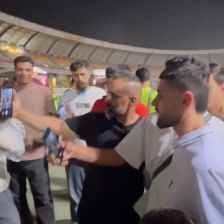 ویدیو| واکنش جالب عمری به عکس گرفتن استقلالیها: همه یکی هستیم!