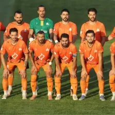 بازیکنان تیم مدعی صعود اعتصاب کردند!