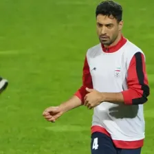 شجاع آماده جر و دعوا با کاپیتان ازبکستان!