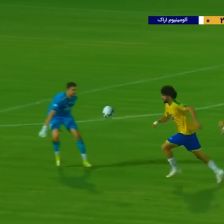 گل دوم صنعت نفت آبادان به آلومینیوم اراک بعد از بازبینی VAR رد شد