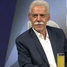 آقای خلیلی! چرا جرات نداری به مردم بگویی برای چه از پرسپولیس اخراجت کردند؟/ اگر قرارداد این آقا زیر ۲۰ میلیارد باشد من سبیلهایم را میتراشم