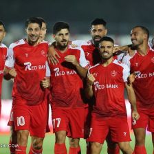 پرسپولیس ۴ - استقلال خوزستان ۱/ صدر جدول با گلباران آبیها، قرمز شد