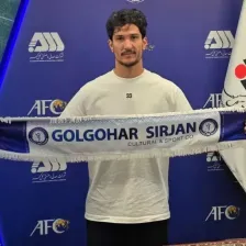 قرارداد سه ساله مدافع تراکتور در سیرجان
