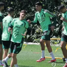 میزبان جام جهانی درهای تمرین را قفل کرد