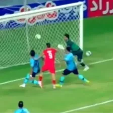 خوشحالی فولاد آرنا از اشتباه مرگبار نادرپور