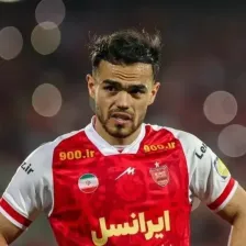 ستاره گران‌قیمت پرسپولیس و تمدید فصل انتظار!